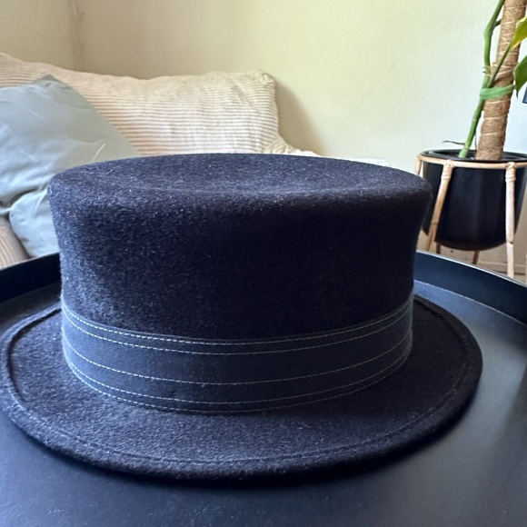 Goorin Bros Black Mens Top Hat 100% Wool with Feather Detail Large - Picture 3 of 3